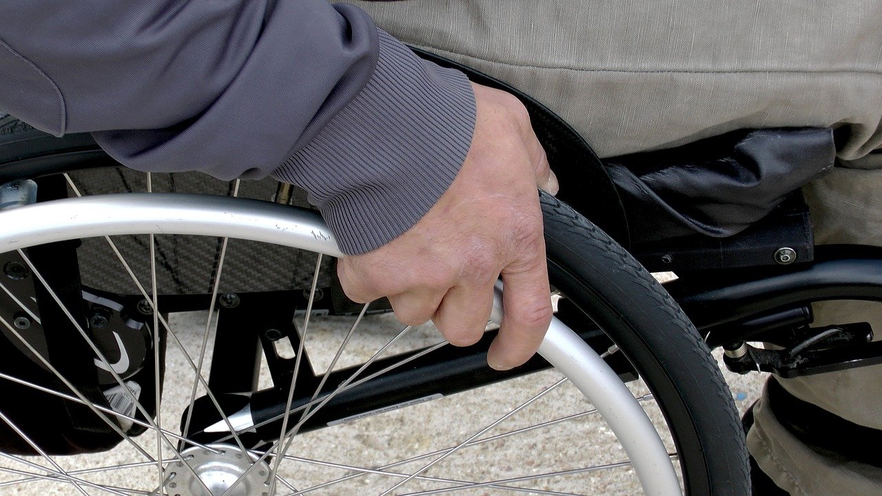 Ordonnance pour un fauteuil roulant : Ce qu&rsquo;il faut savoir