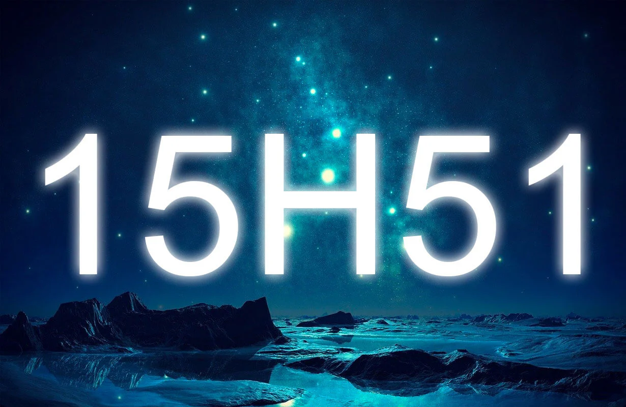15h51 : le message caché d&rsquo;une heure miroir inversée
