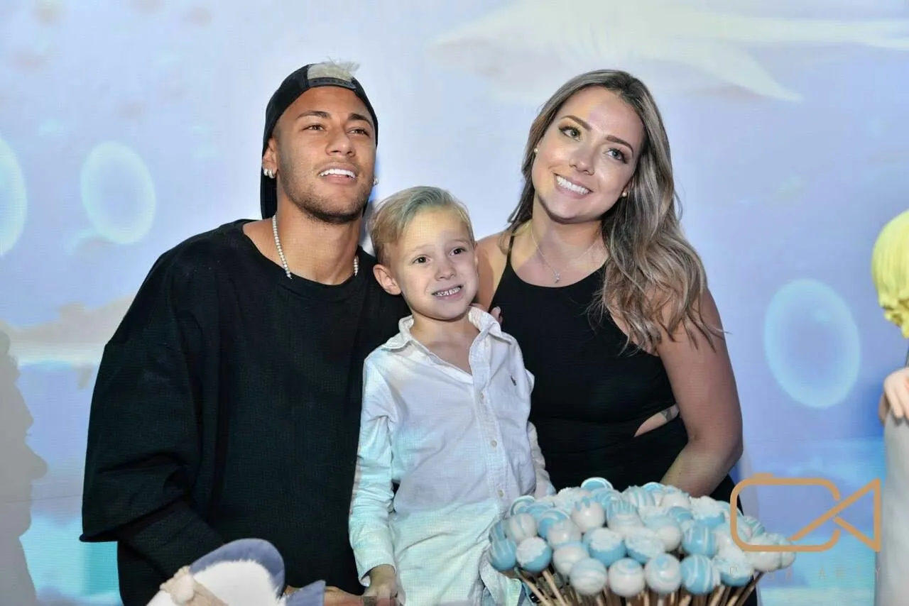 carolina dantas avec neymar et leur fils