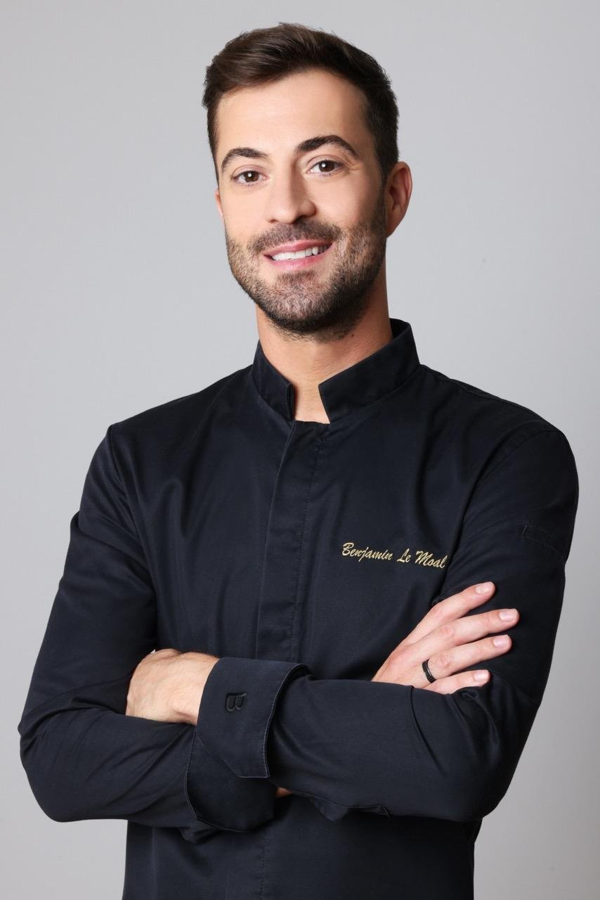 Villa de luxe à Saint-Tropez : pourquoi intégrer un chef privé à votre séjour ?